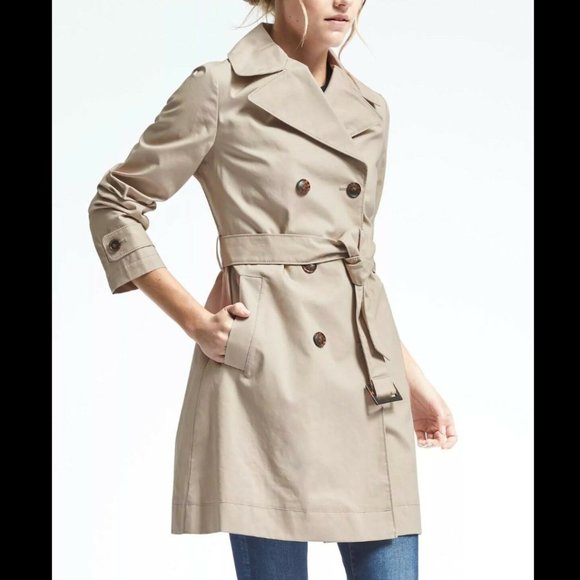 Banana Republic Jackets & Blazers - Banana Republic Khaki Trench Coat